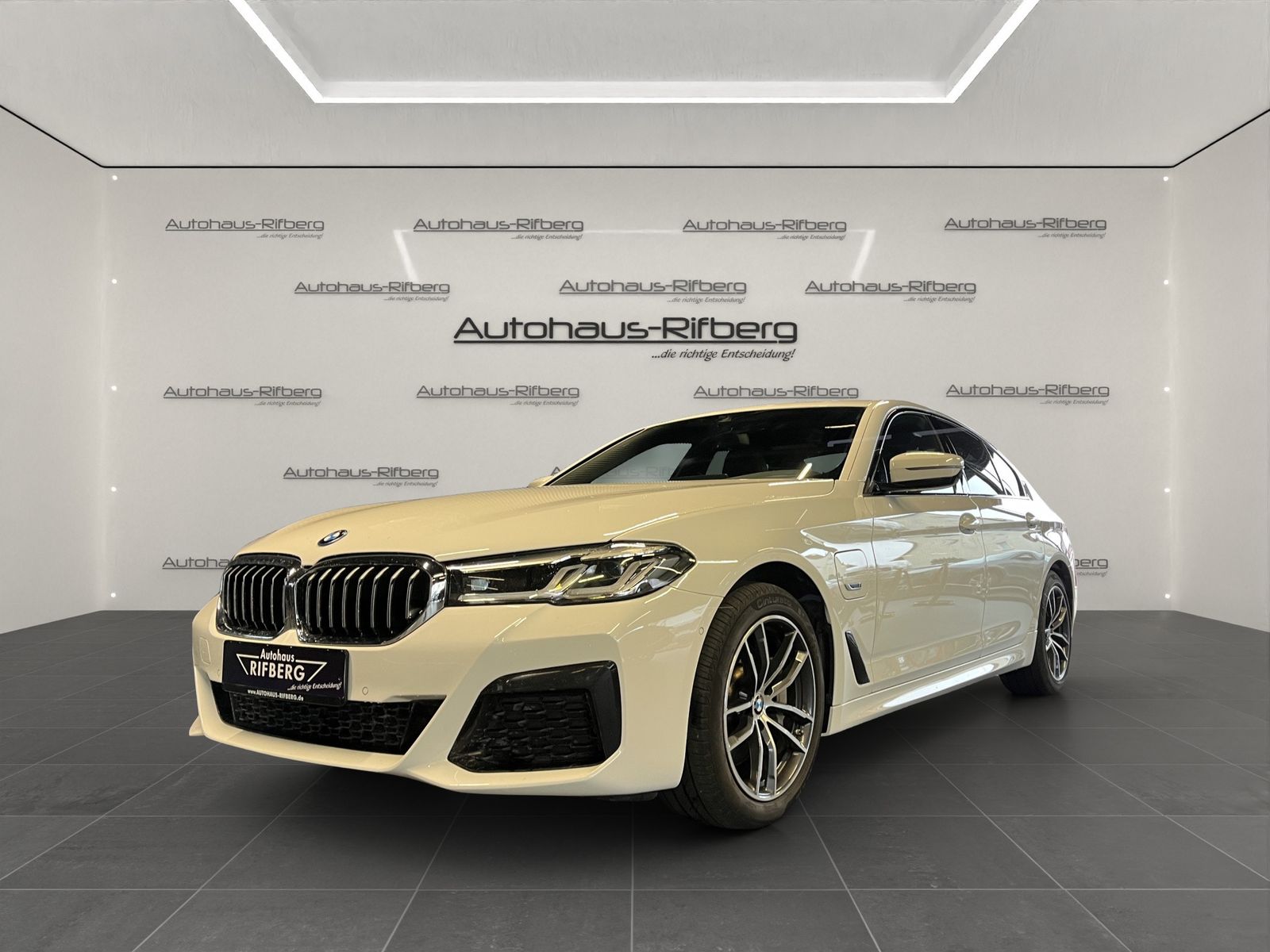BMW 530  e LIMOUSINE xDrive M Sport/AHK/LIVE COCKPIT