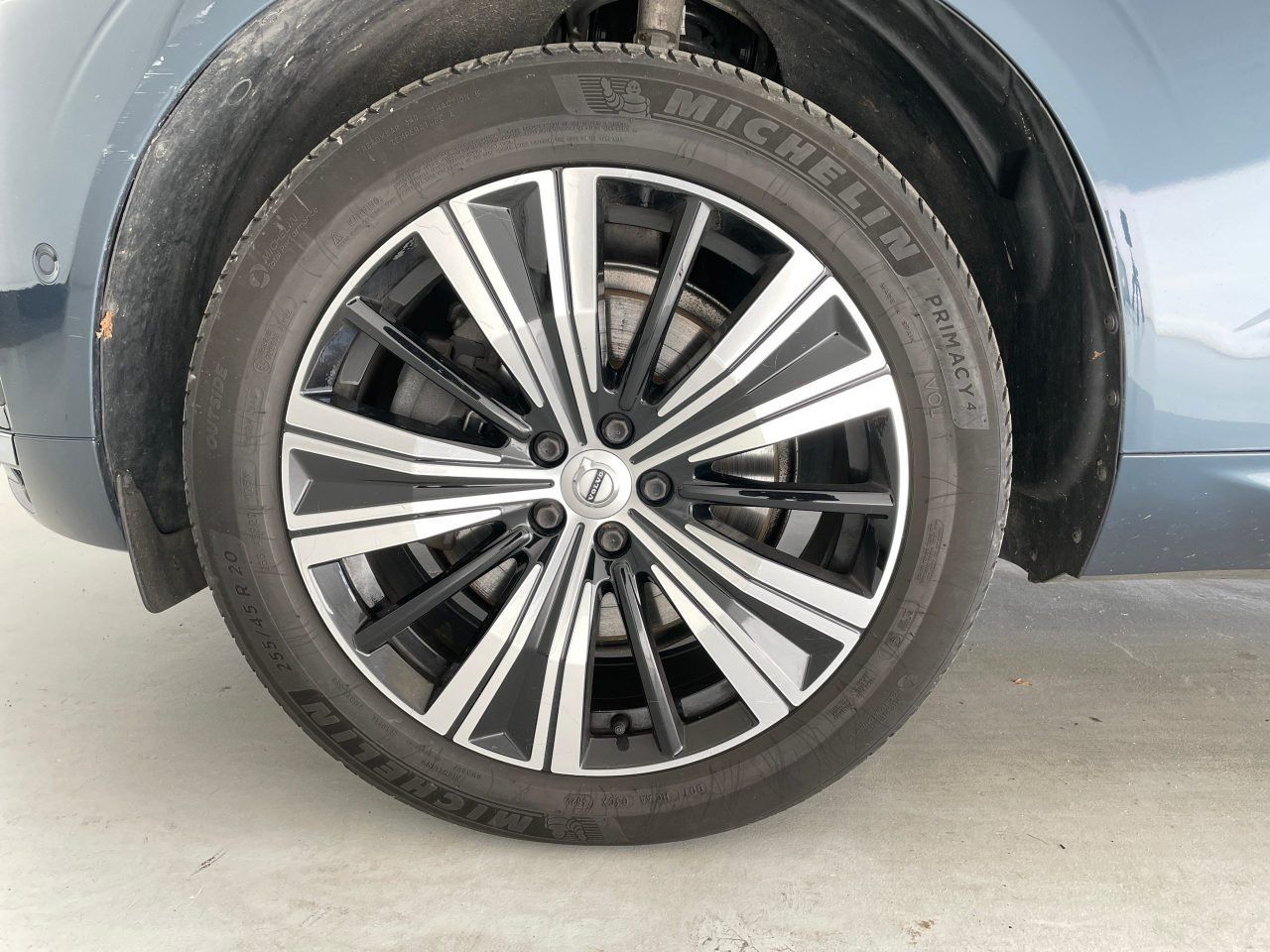 Volvo XC 60 B5 360° AHK S-Dach