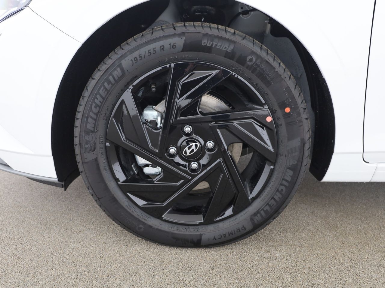 Hyundai i20 1.0 T-GDI Blackline*DCT*MY26* Distronic LED