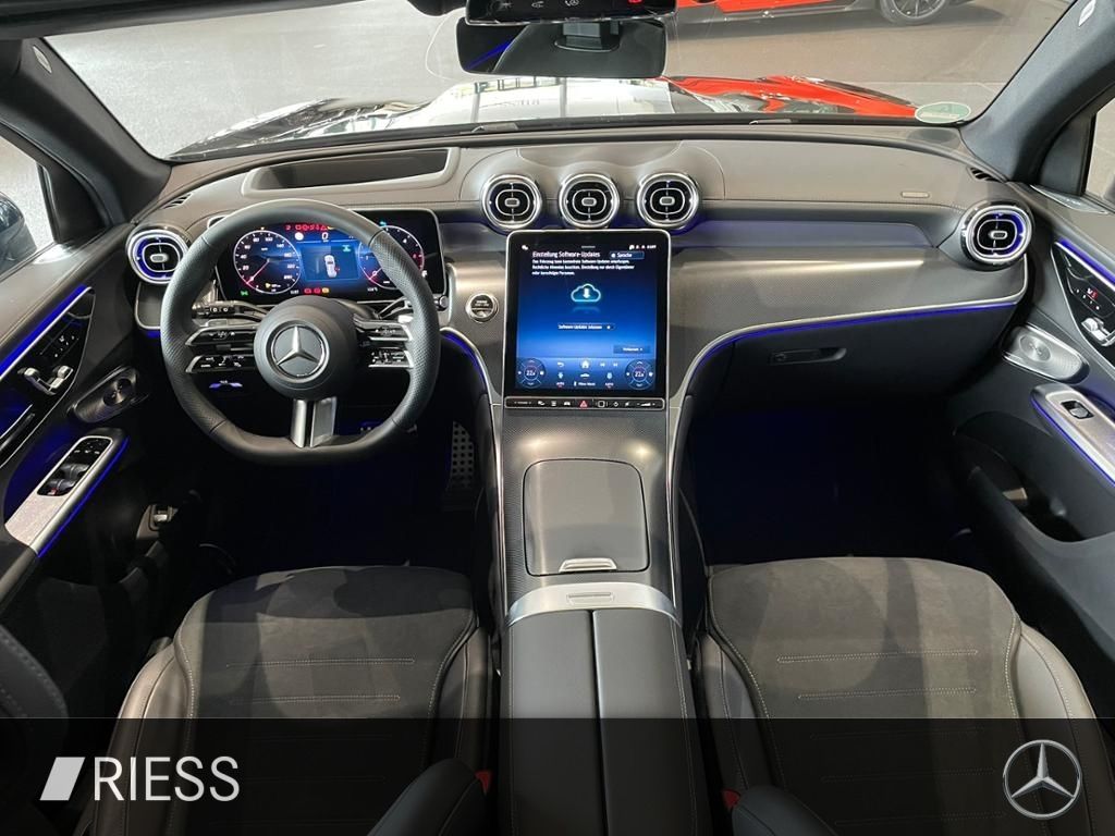 Mercedes-Benz GLC 300 d 4M AMG+AHK+PANO+HUD+STDHZG+KEYL+DISTRO