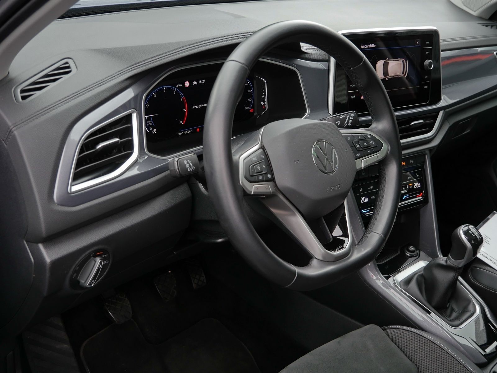 Volkswagen T-Roc Style 1.0 TSI - Samsaru's Car Outlet