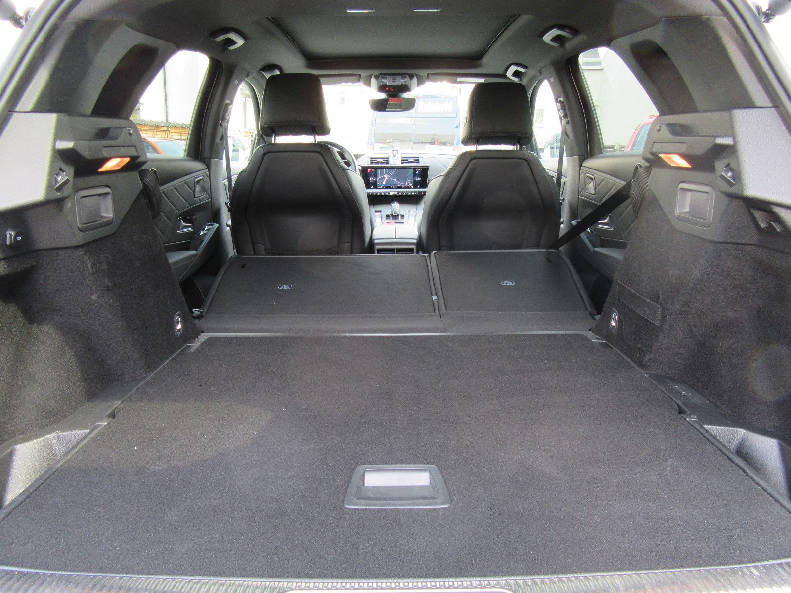DS Automobiles DS7 Crossback SoChic PT 225 EAT8*Pano-Dach*Sitzh