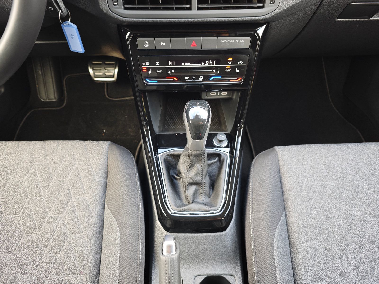Volkswagen T-Cross Move - Samsaru's Car Outlet