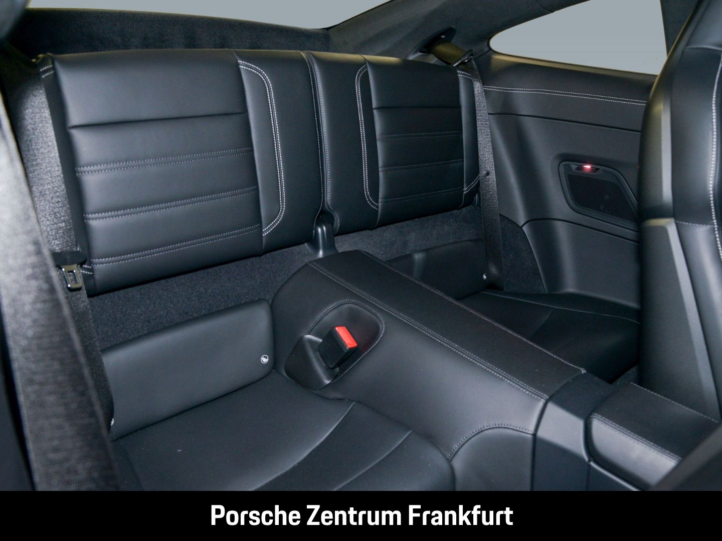 Porsche 992 911 Turbo S Burmester Sportabgasanlage LED