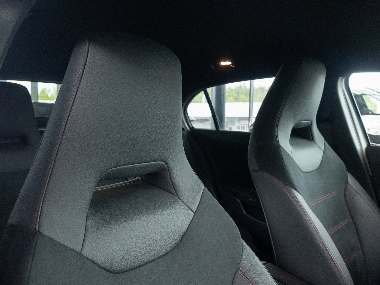 Mercedes-Benz A180 AMG Advanced - Samsaru's Car Outlet
