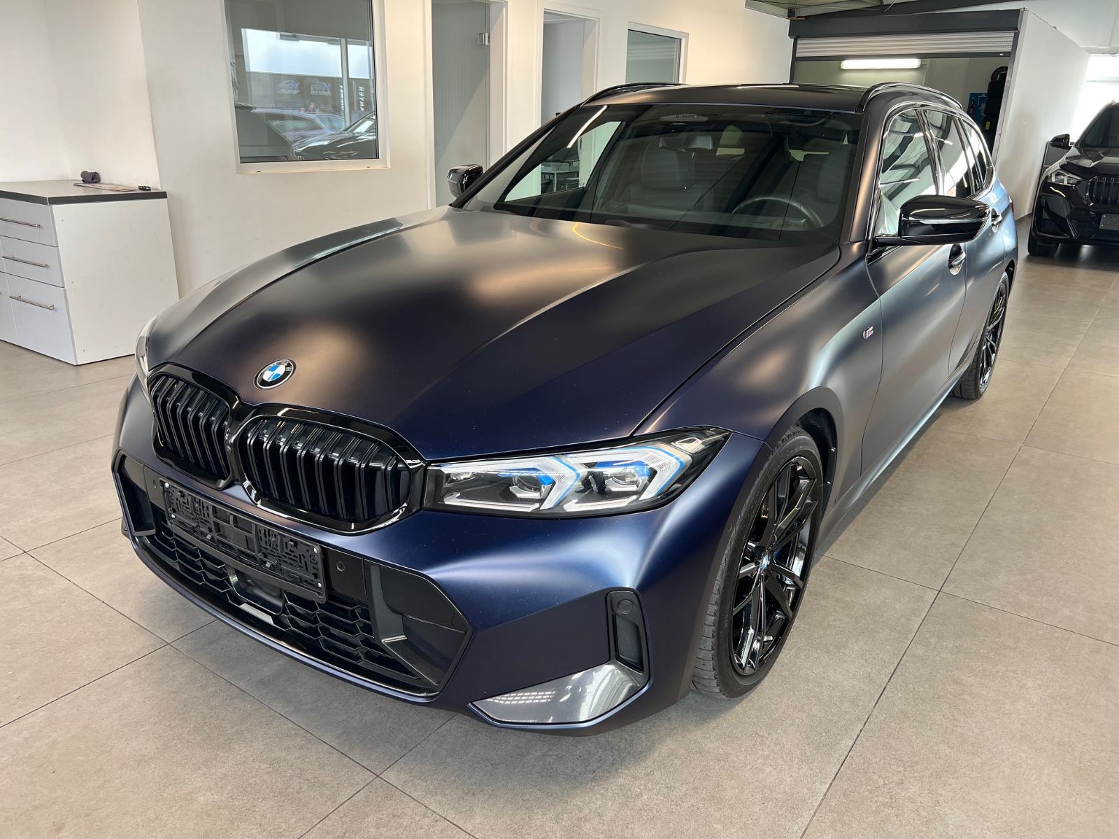 BMW 320 d xDrive Touring M Sport / Pano/ H&K / Matt