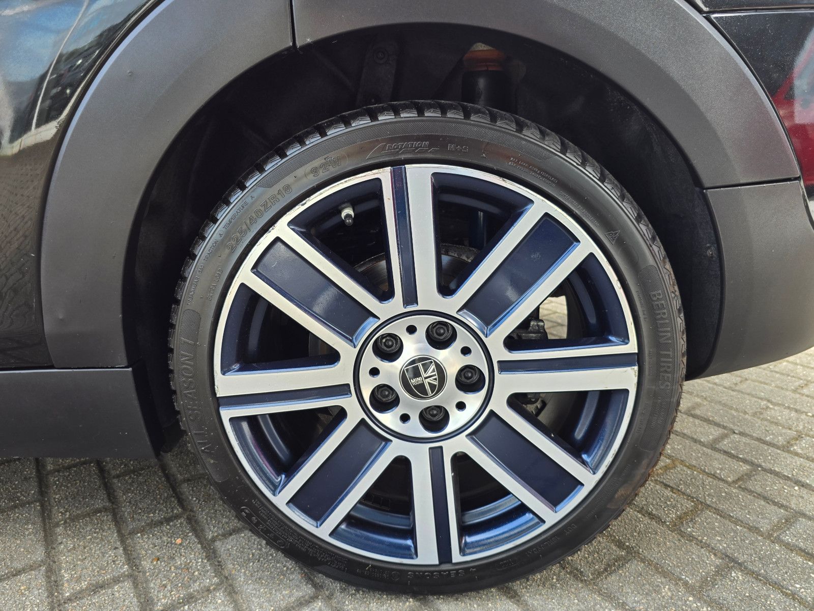 MINI COOPER Clubman MINI Yours - Samsaru's Car Outlet