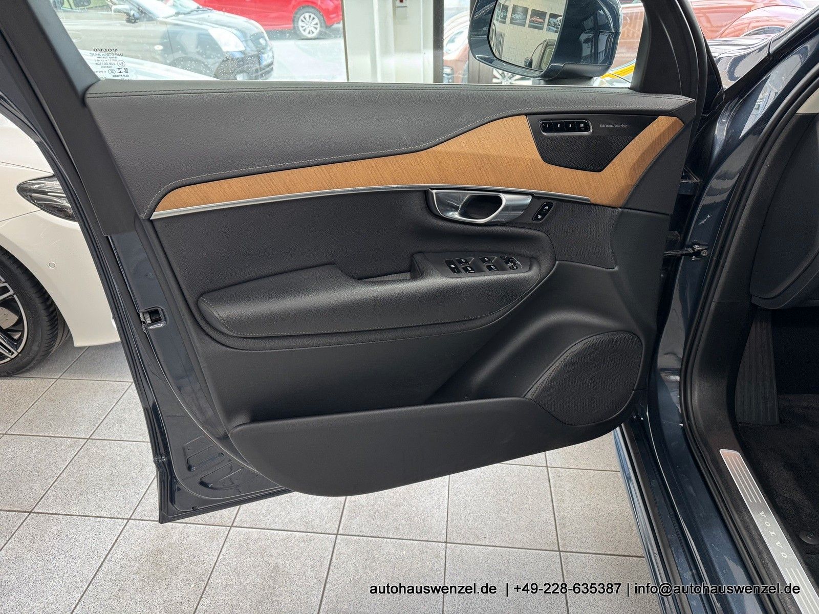 Volvo XC90 B5D  AWD Inscription 7-SITZER PANO STANDHZG