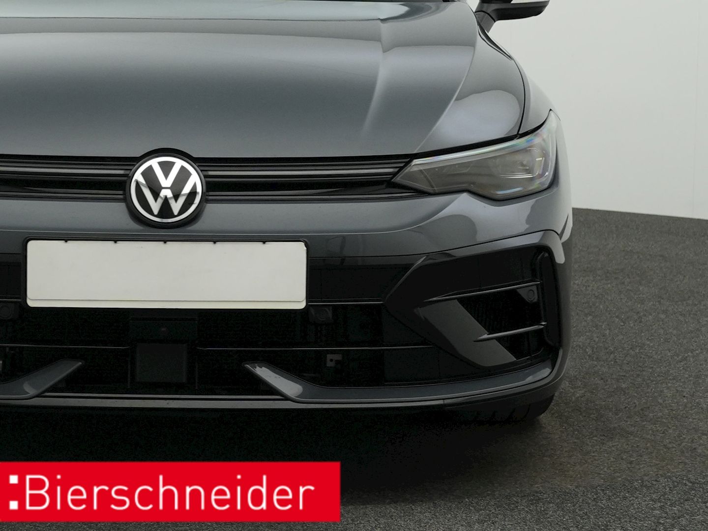 Volkswagen Golf R 8 2.0 TSI DSG 4Mo. Black Style 5-J-GAR PA