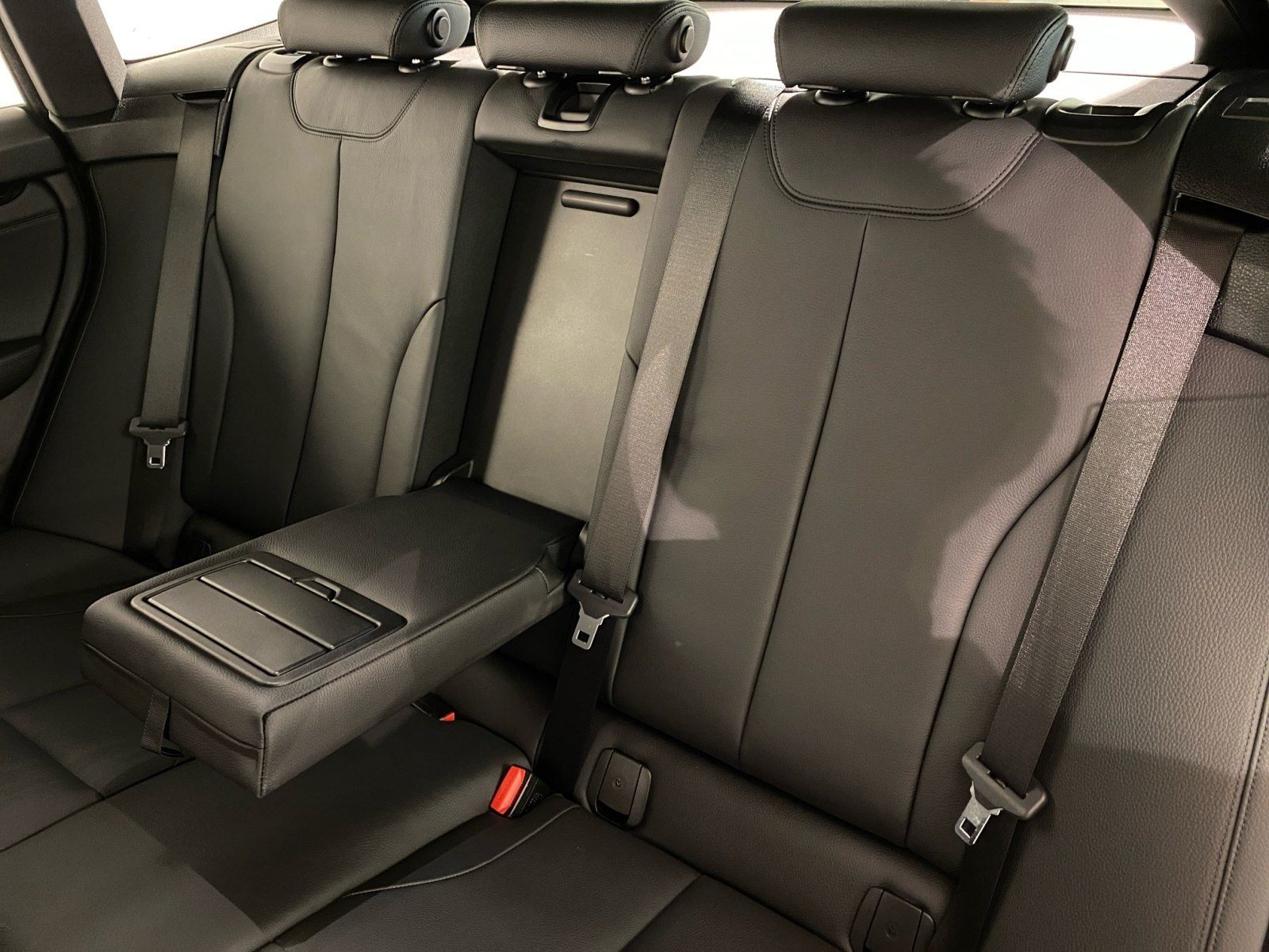 BMW 320i Gran Turismo M Sport - Samsaru's Car Outlet