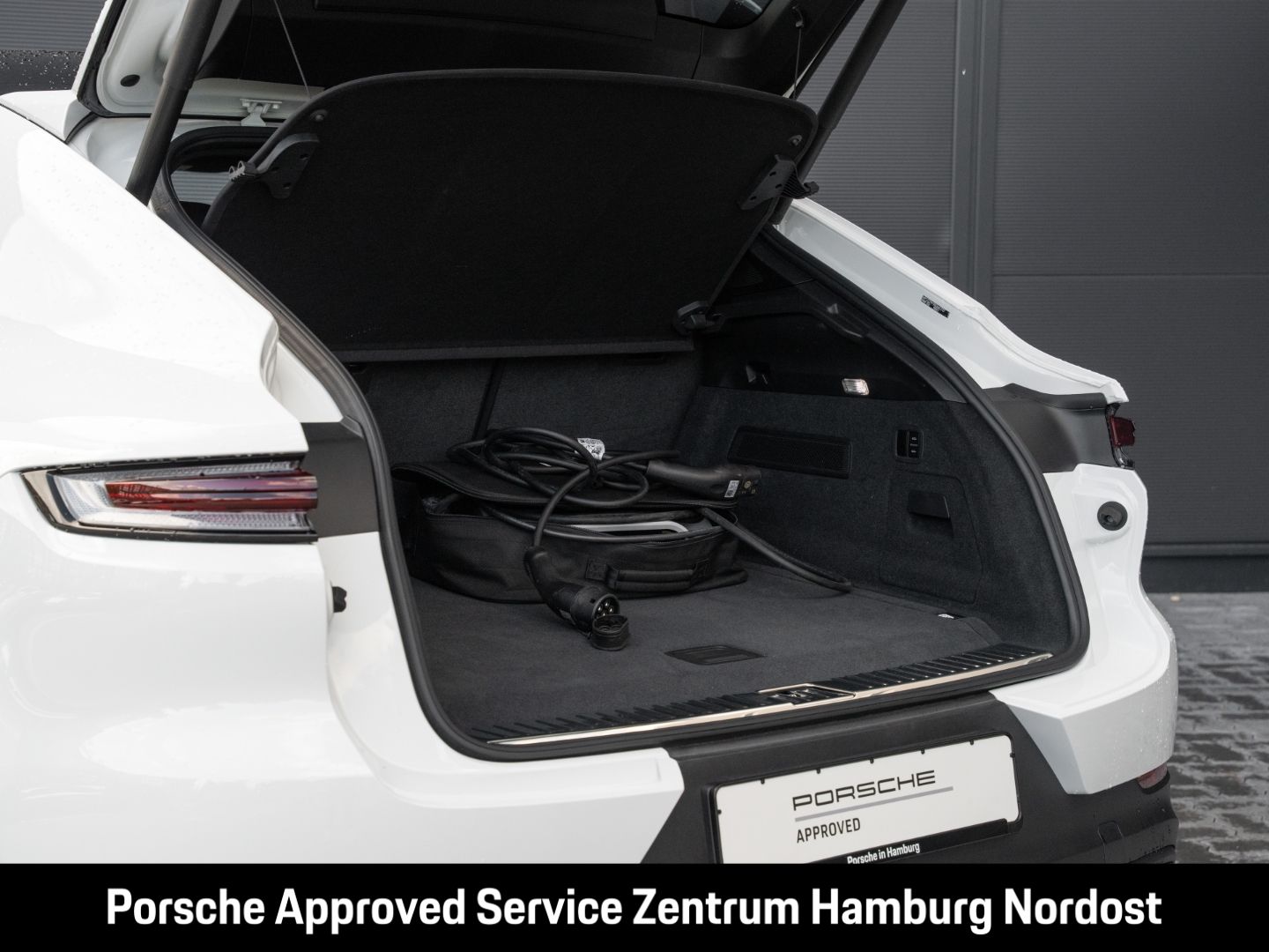 Porsche Cayenne E-Hybrid Coupe PASM BOSE HD-Matrix-LED