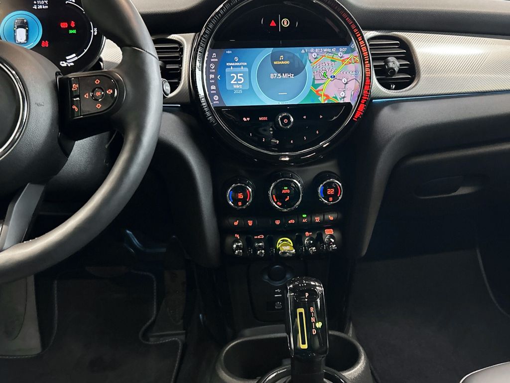 MINI Cooper SE MINI Yours Trim - Samsaru's Car Outlet