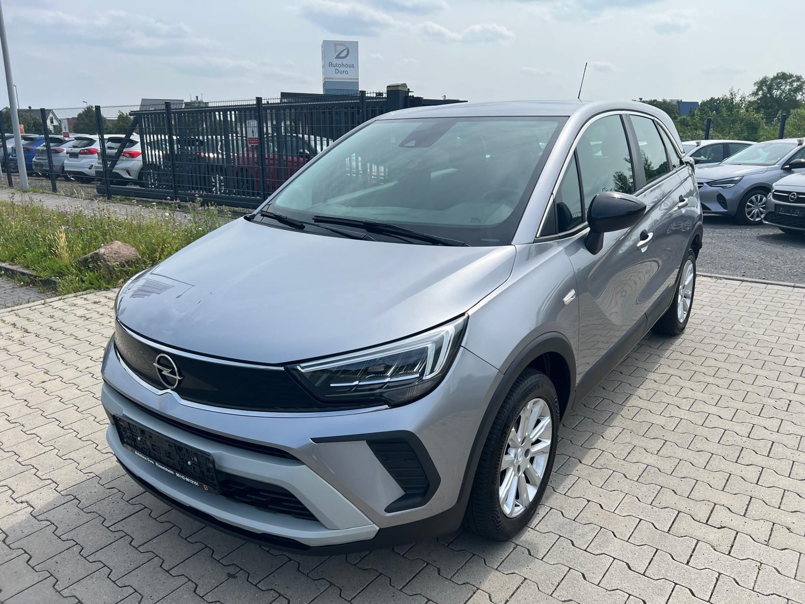 Opel Crossland 1.5 D Elegance Aut. - Samsaru's Car Outlet