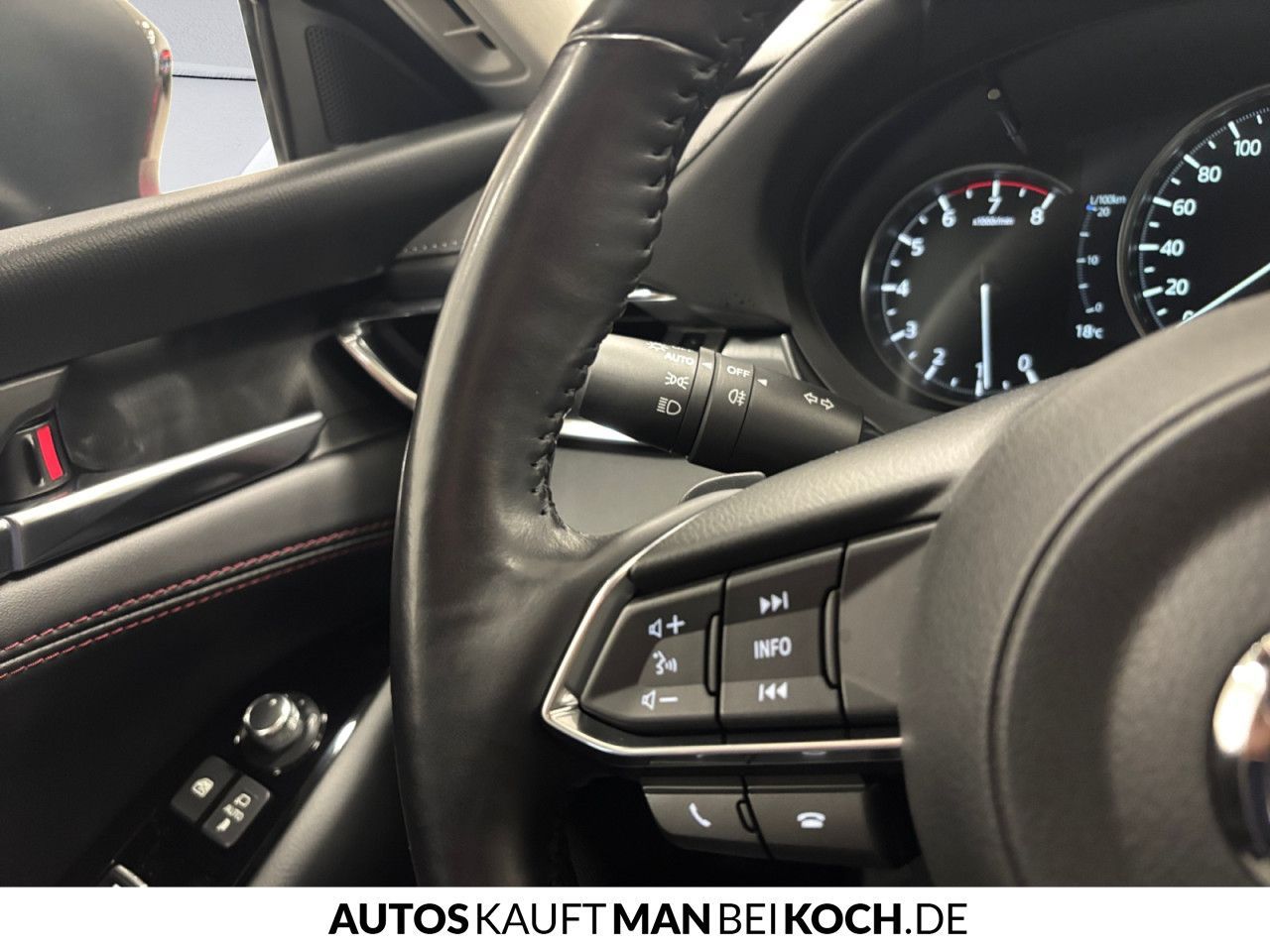 Mazda 6 2.5 SKYACTIV-G 194 FWD 5T 6AG Homura Sunr AHK