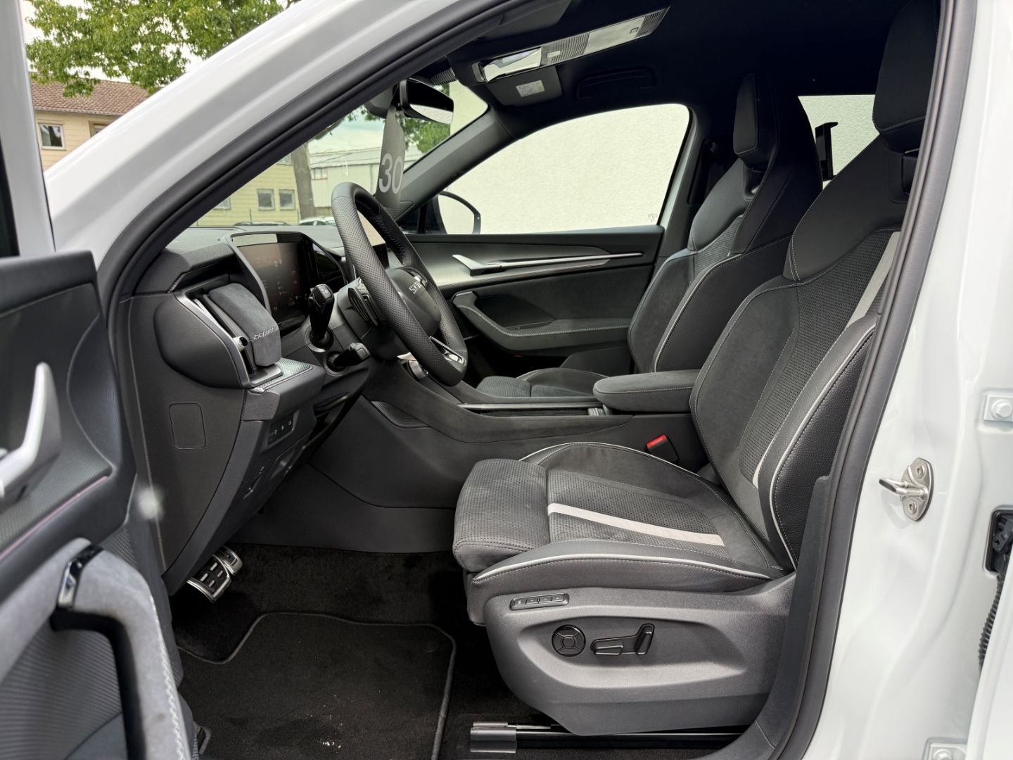 Skoda Kodiaq II 1.5 TSI iV DSG Sportline AHK Navi DCC
