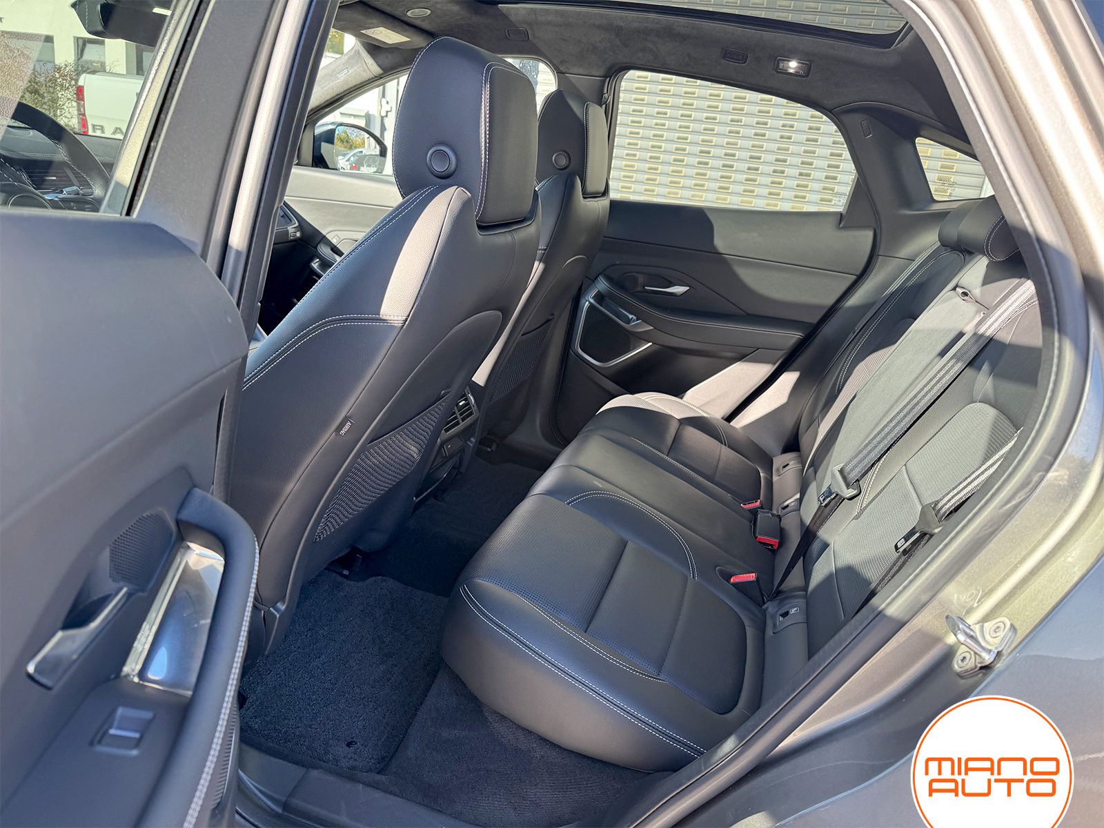 Jaguar E-PACE R-Dynamic S AWD *Mod. 2022|Pano|BlackPack