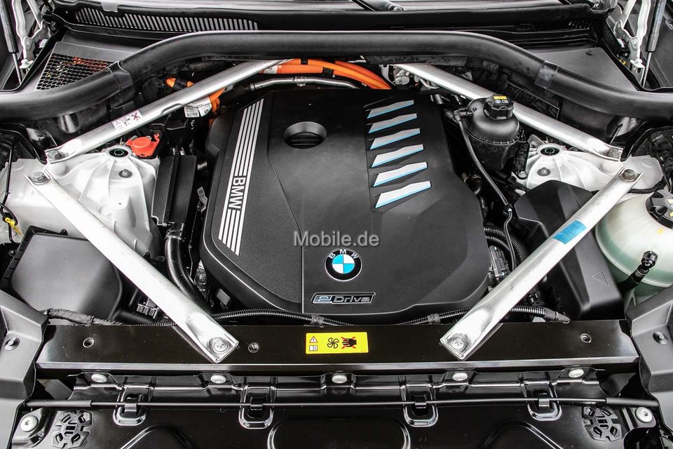 BMW X5 xDrive45e M Sport Autom Navi AHK 360 Adaptiv