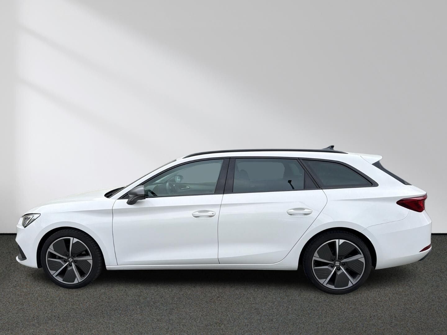 Seat Leon Sportstourer FR 2.0 TDI DSG CarPlay ACC AHK
