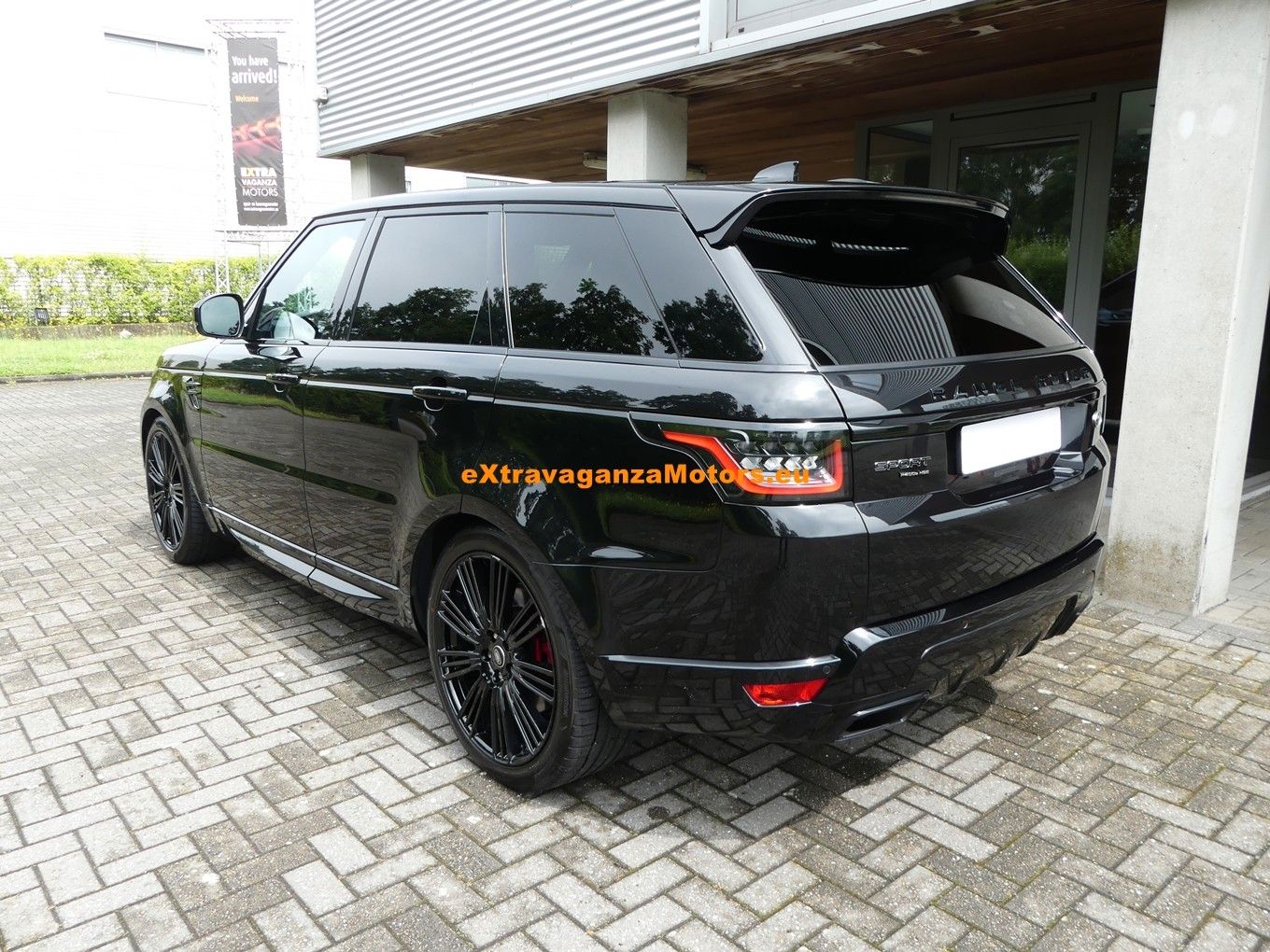 P400e PHEV HSEDynamic - Samsaru's Car Outlet
