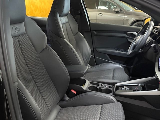 Audi A3 Sportback S line 35 TSI S-tronic, Panorama,Na