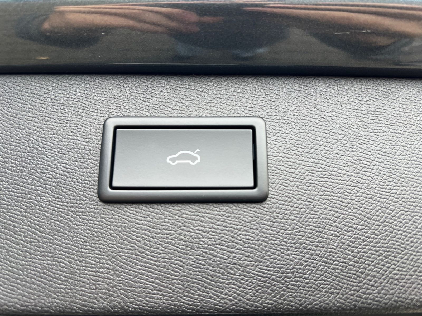 Cupra Formentor 2.0 DSG VZ 4Dr*AHK *SCHALE *BEATS *RKA