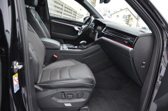 Volkswagen Touareg 3.0 V6 TDI R-Line Matrix Luft Nachtsicht