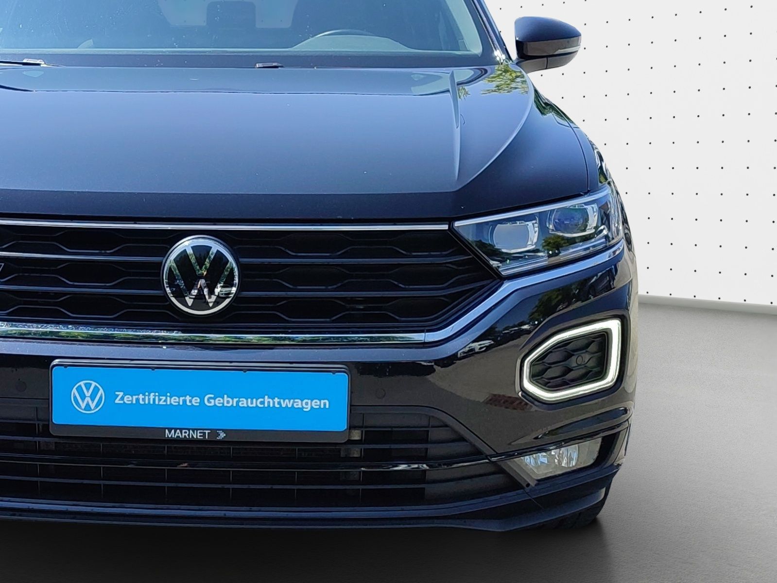 Volkswagen T-ROC 1.5 TSI R-Line - Samsaru's Car Outlet