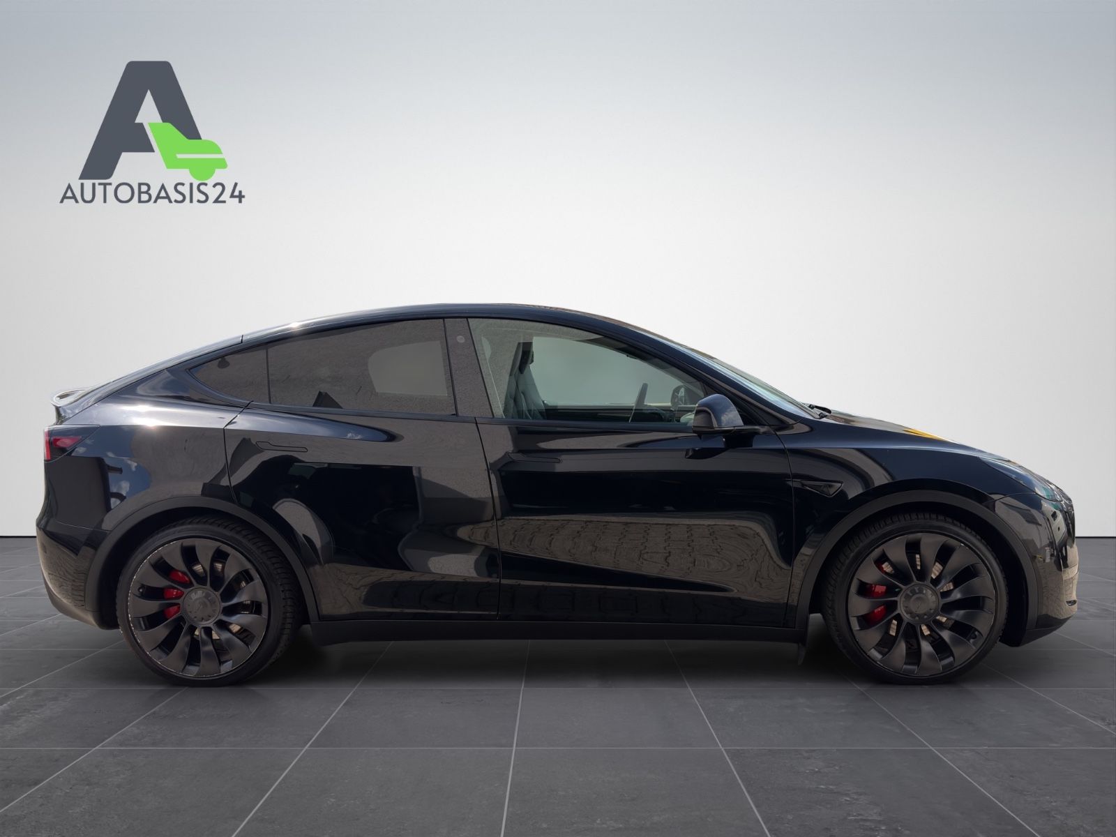 Tesla Model Y Performance Dual AWD *AHK*1.Hand*