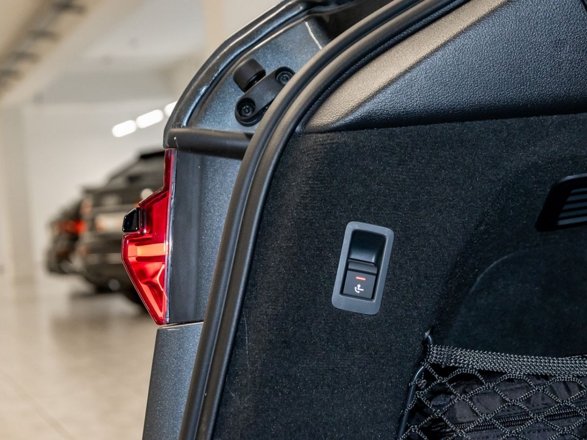 Audi A6 Avant S line 55 TFSI e quattro S tronic - Samsaru's Car Outlet