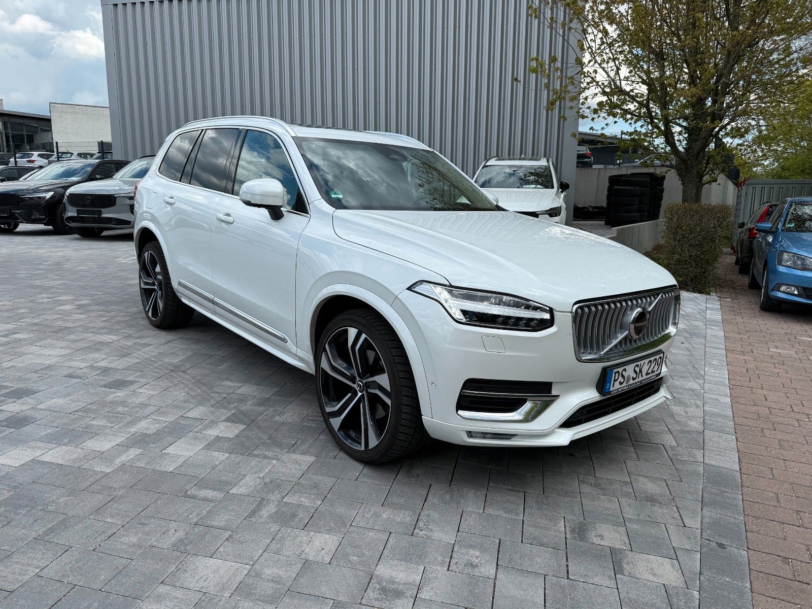 Volvo XC90 B5 AWD DIESEL+ULTIMATE+VOLLAUSTTATUNG+22"