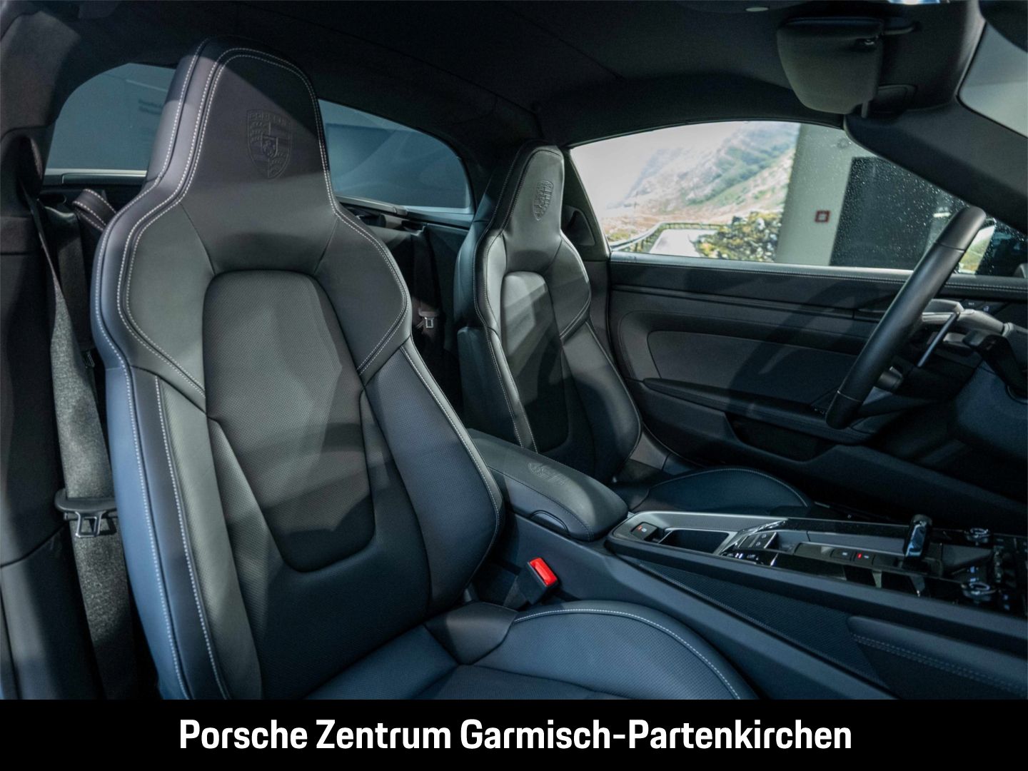 Porsche 992 911 Targa 4 GTS Matrix LED LenkradHZG Temp