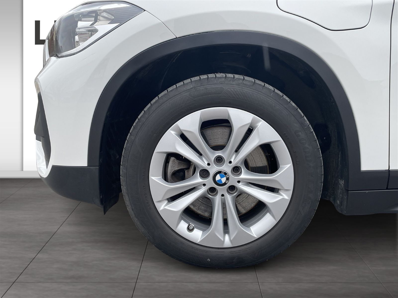 BMW X1 xDrive25e - Samsaru's Car Outlet