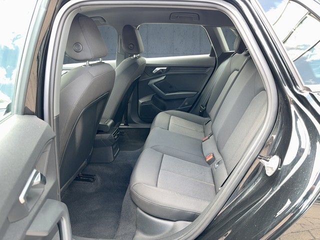 Audi A3 Sportback 30 TFSI S-tronic NAVI+SHZG+GRA+PDC