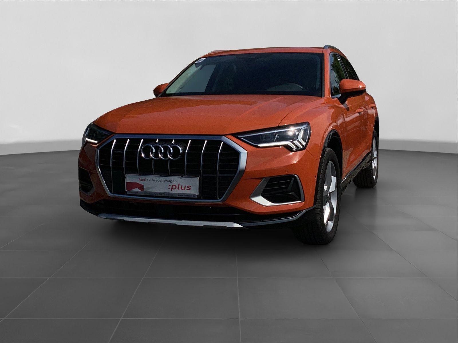 Audi Q3 40 TFSI Q ADVANCED - Samsaru's Car Outlet