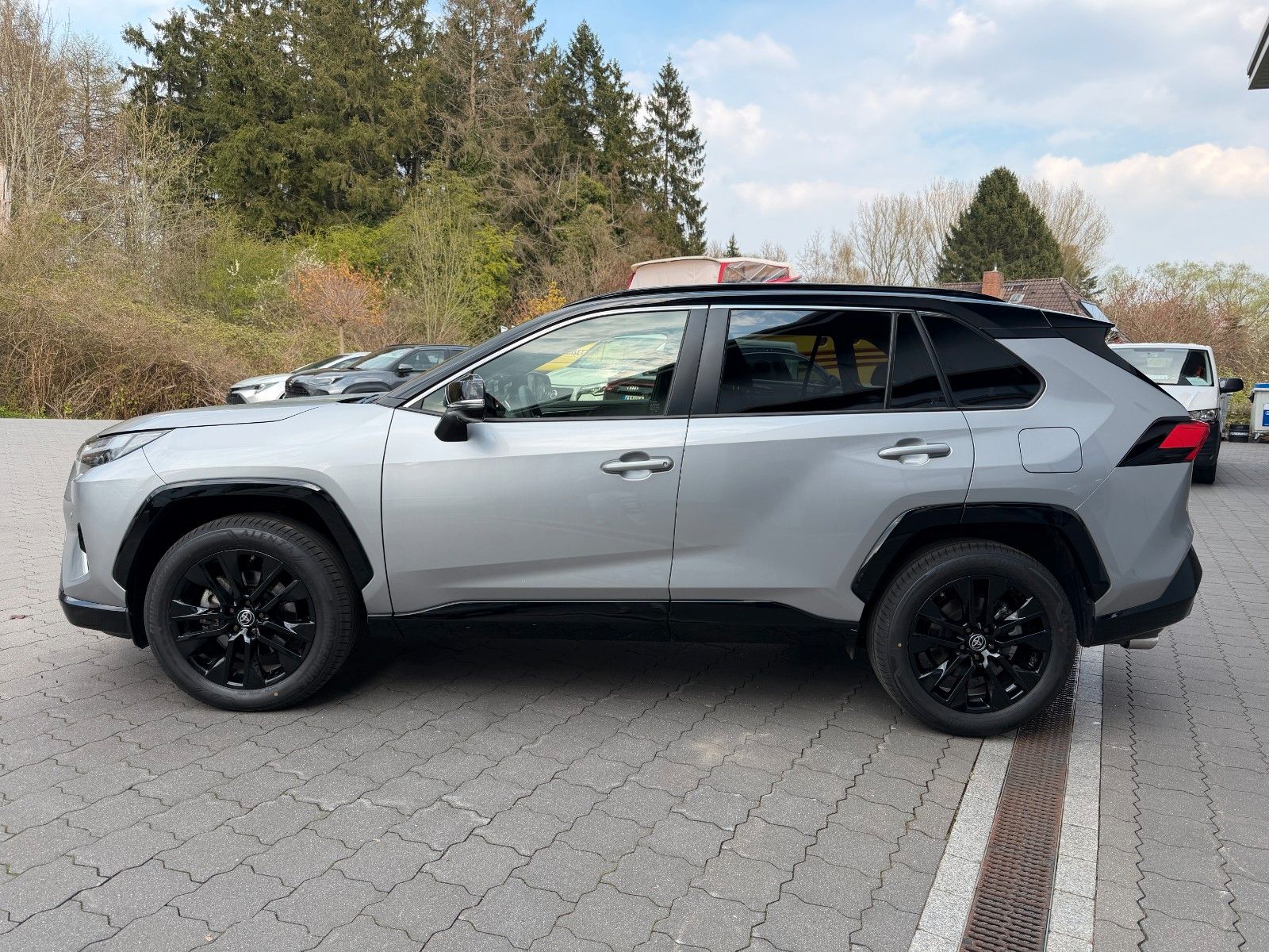 Toyota RAV 4 2.5 Hybrid 4x2 Style VOLL JBL+360°+LEDER