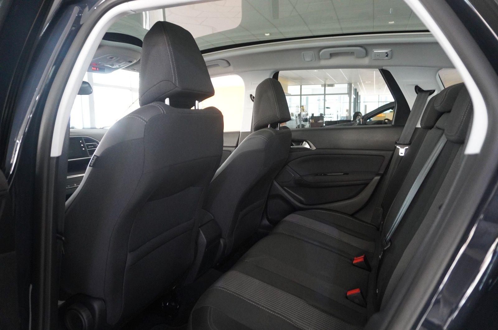 Peugeot 308 SW 1.5D ALLURE BUSINESS - Samsaru's Car Outlet