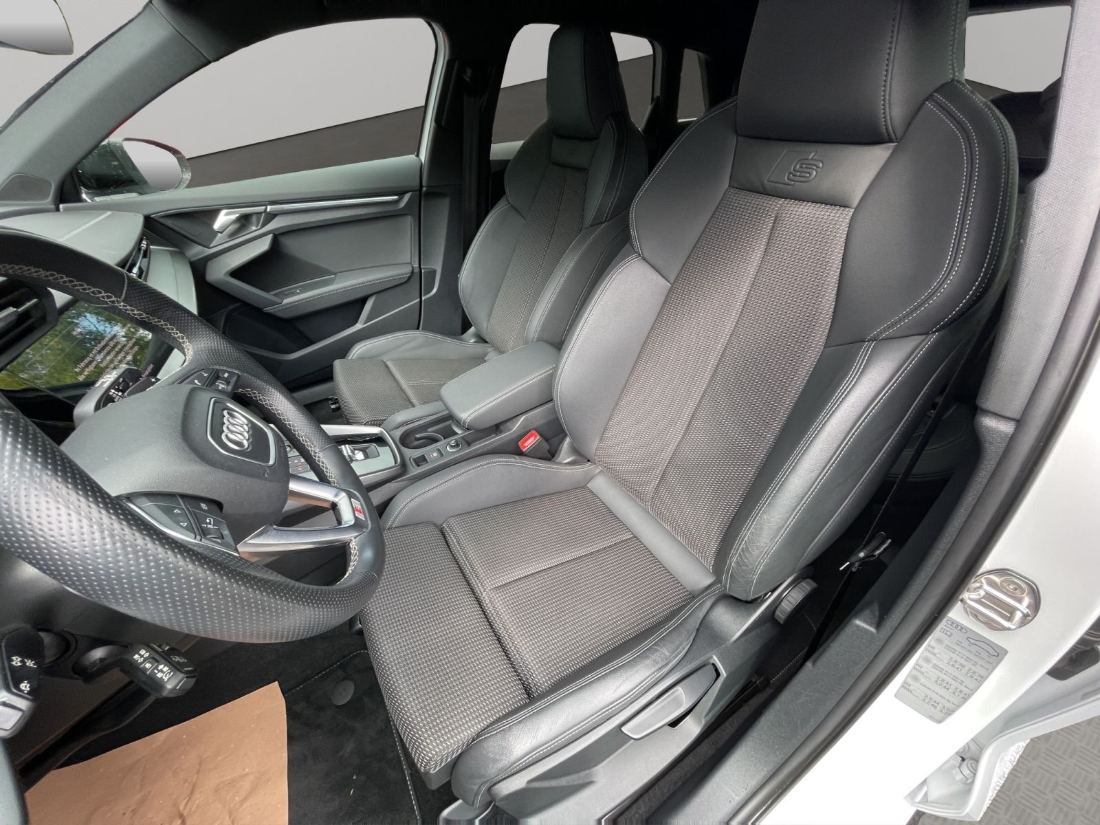 Audi A3 SB 45 TFSI e S line LED Navi Kamera Leder