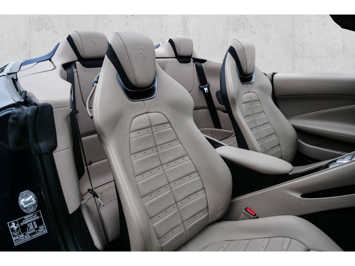 Ferrari Roma Spider - Samsaru's Car Outlet