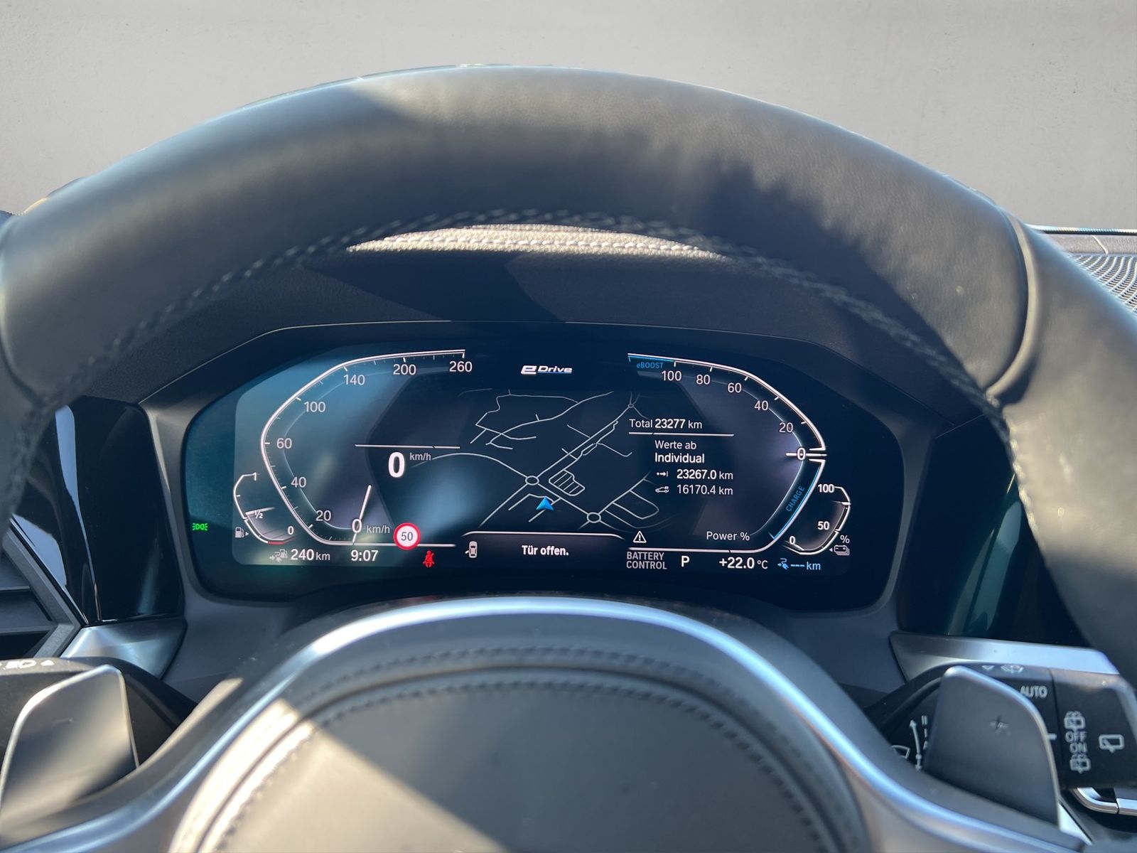 BMW 330e xDrive M Sport - Samsaru's Car Outlet