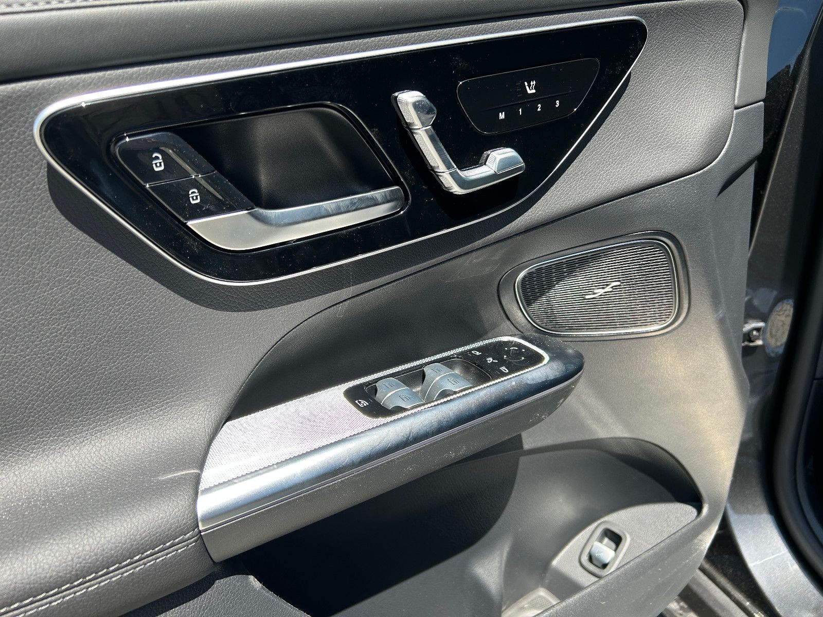 Mercedes-Benz GLC 220d AMG AHK Night Distro Digital Pano Keyle
