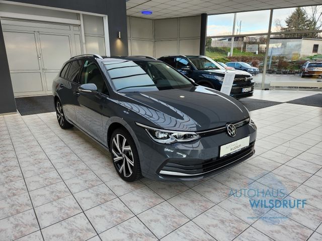 Volkswagen Golf VIII 1.5 TSi Active - Samsaru's Car Outlet