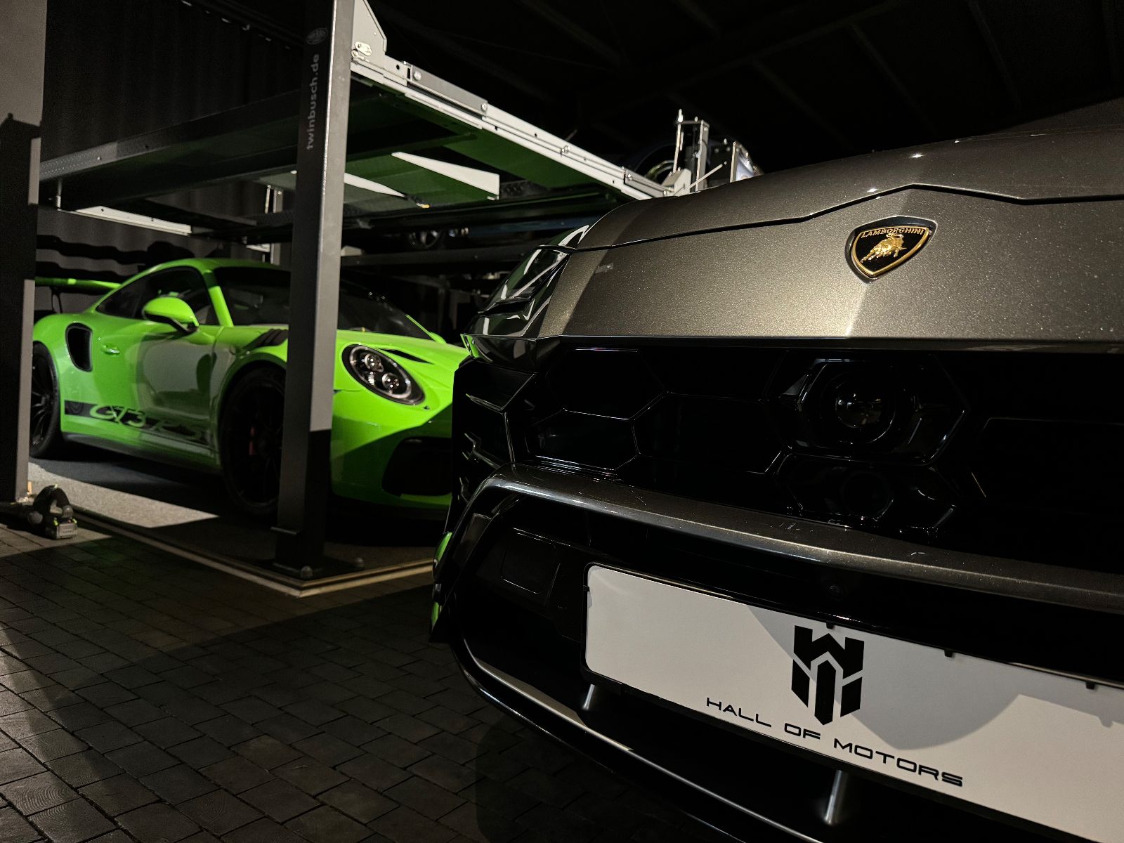 Porsche 911 Turbo S - Samsaru's Car Outlet