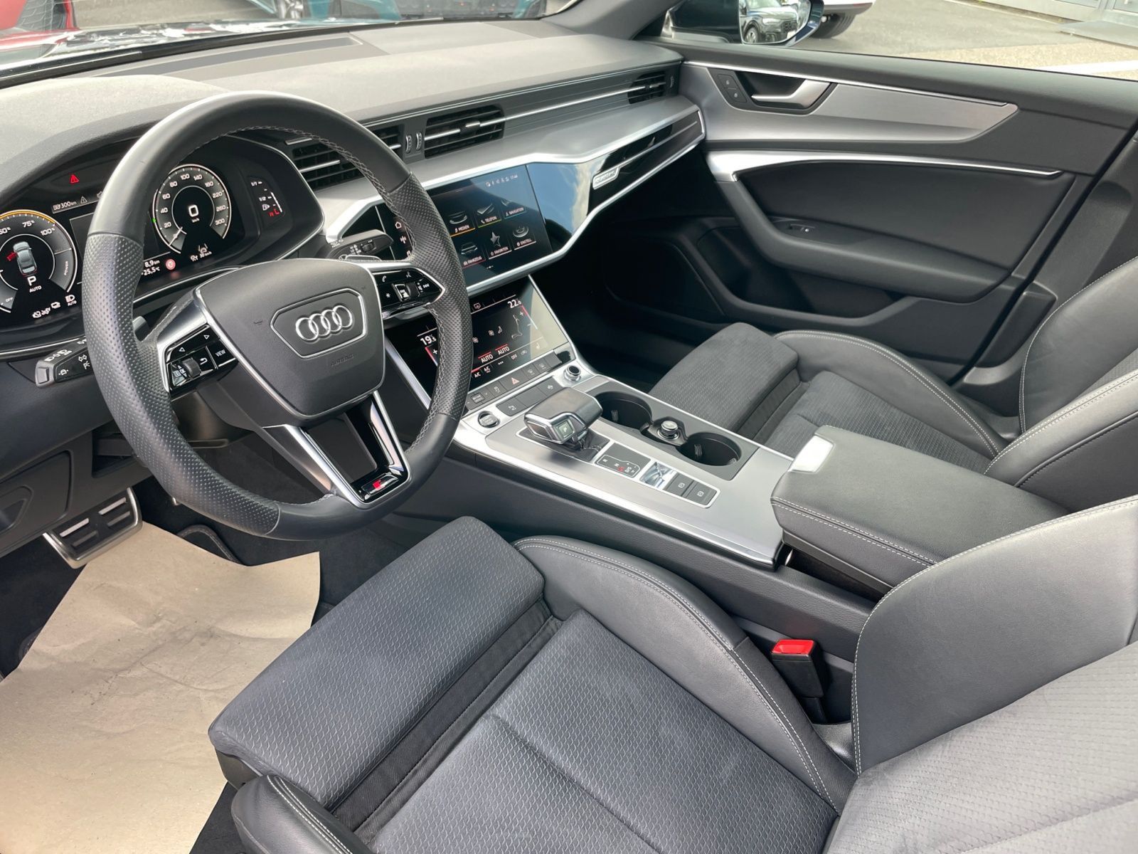 Audi A6 Limousine 55 TFSI e q. S-Tronic S-Line - Samsaru's Car Outlet