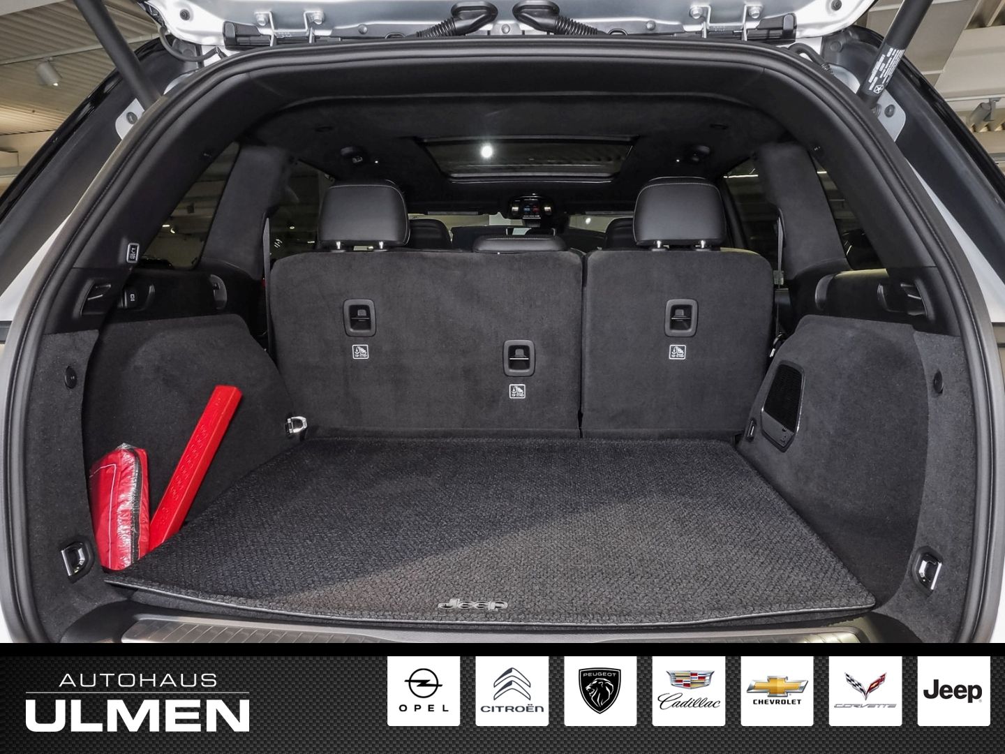 Jeep Grand Cherokee 5.7 V8 Summit Reserve Luftfahrwer