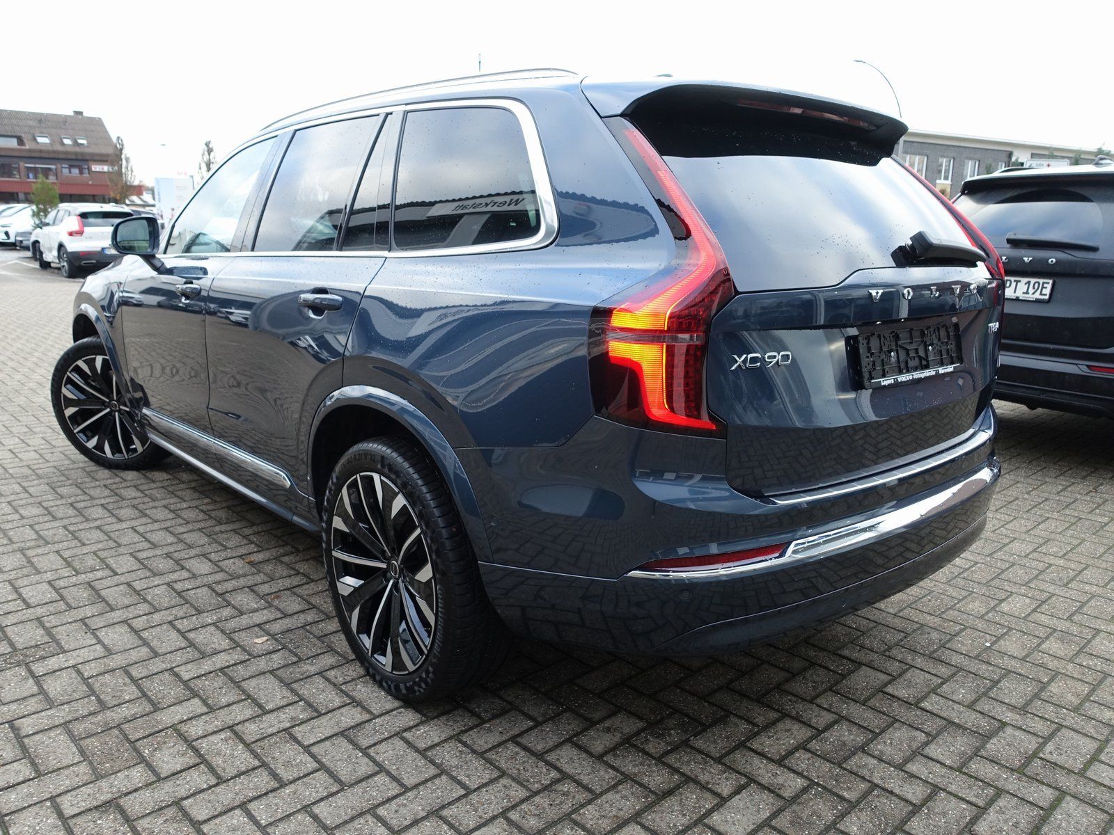Volvo XC90 Ultra T8 AWD/B&W/FourC/AHK/Pano/360°/HeadUP