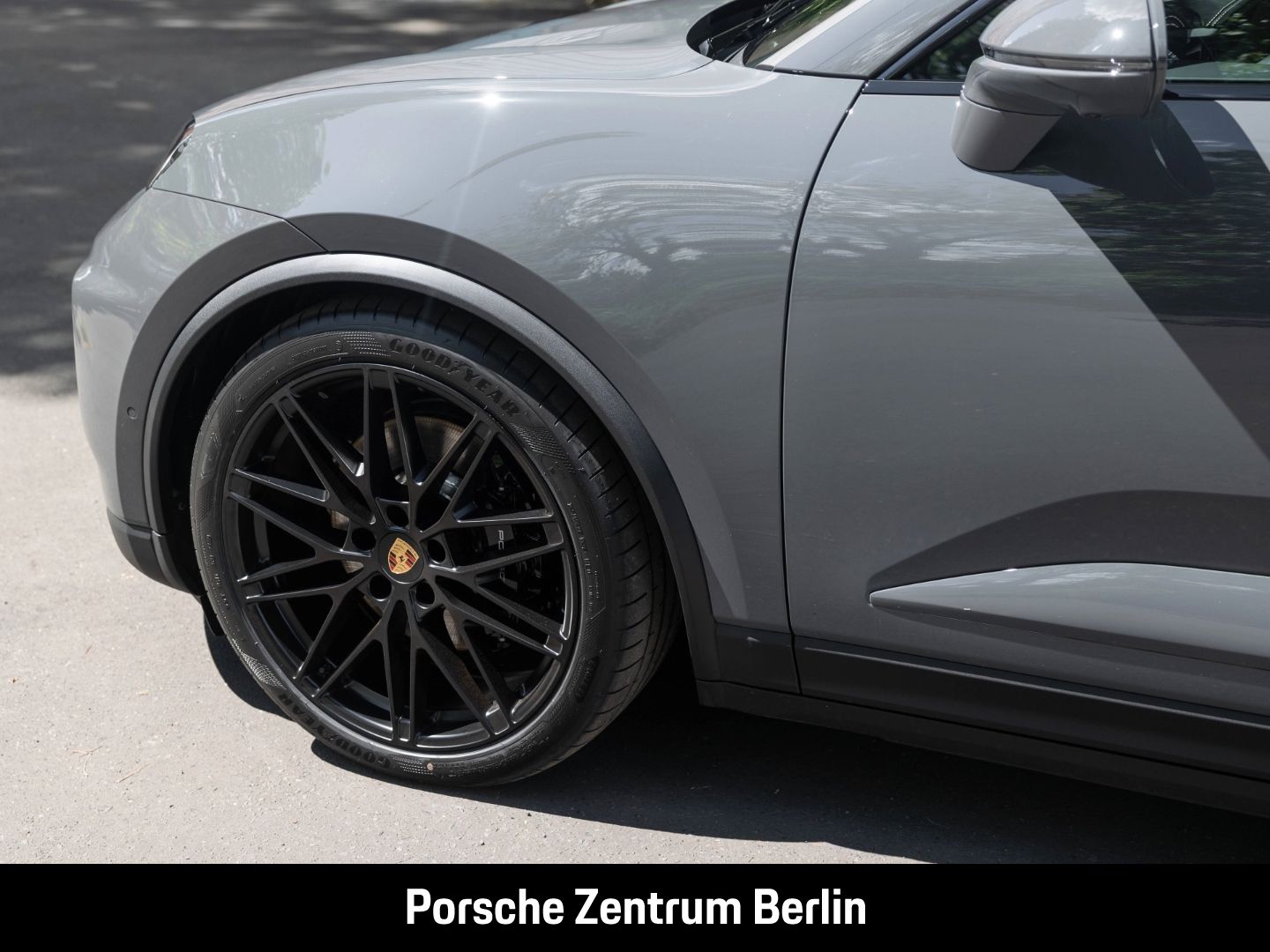 Porsche Macan 4S Burmester Rückfahrkamera Panorama LED