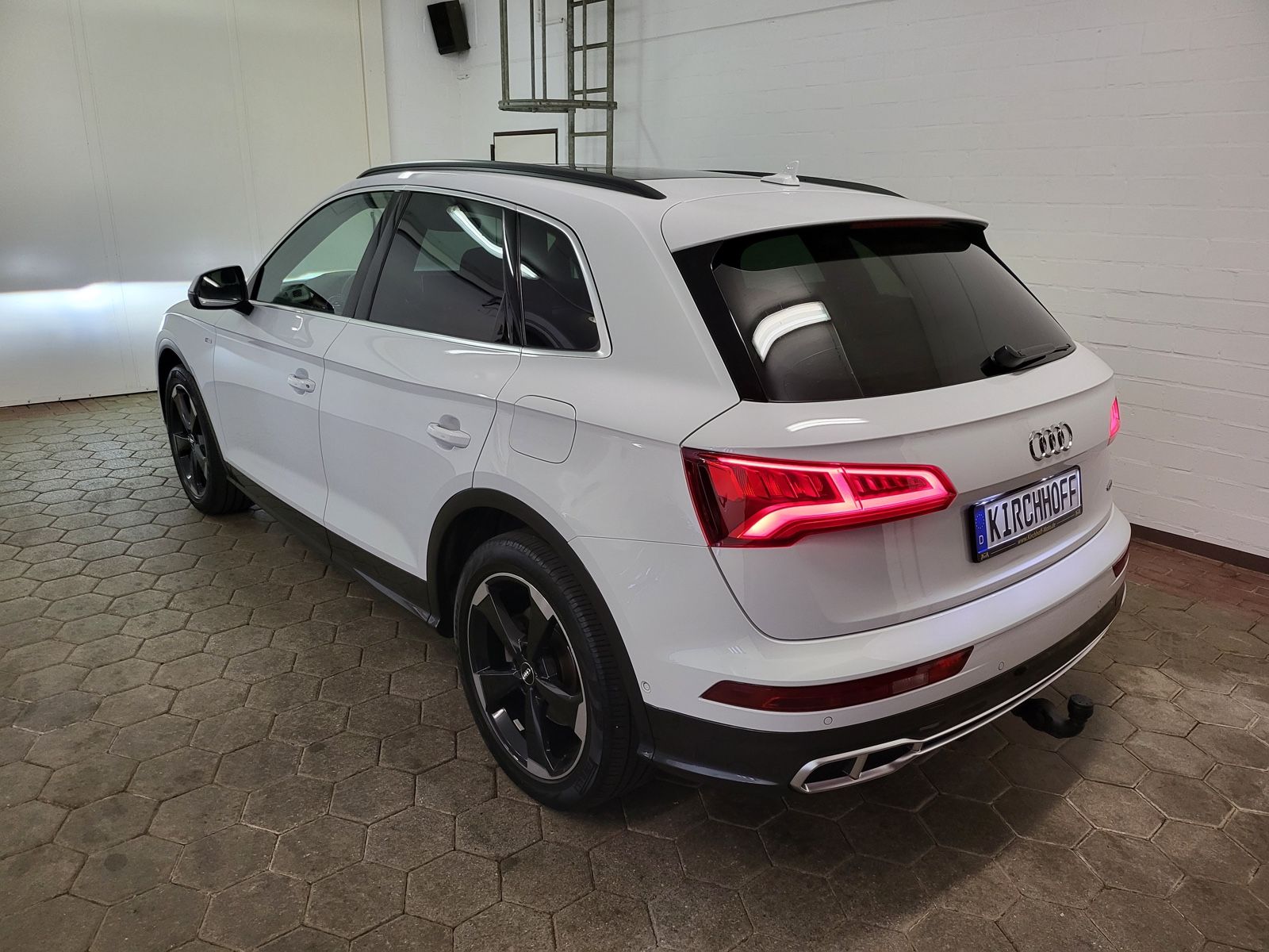 Audi Q5 55 TFSI e S-LINE S tronic quattro BI-Color