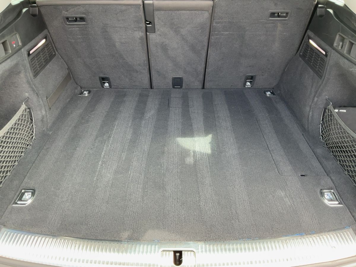 Audi Q5 50 TFSI e QU ADVANCED - Samsaru's Car Outlet