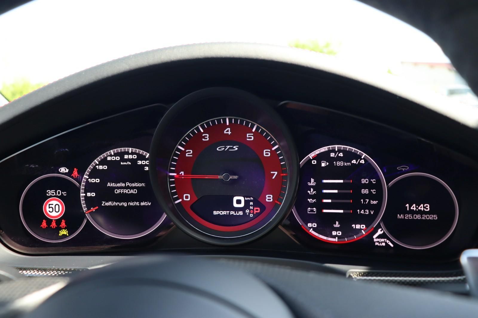Porsche Panamera GTS Sport Turismo +SPORT-DESIGN+STANDHE