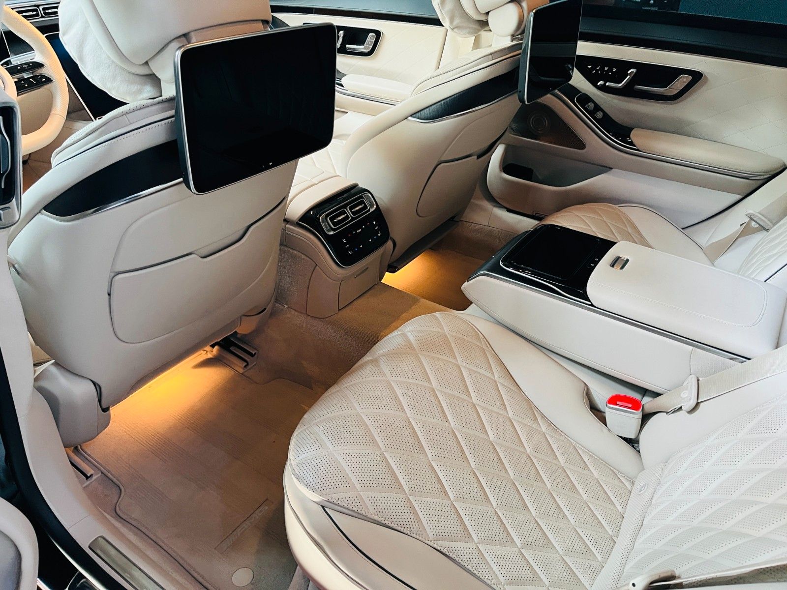 Mercedes-Benz S 400 d 4Matic L - Samsaru's Car Outlet
